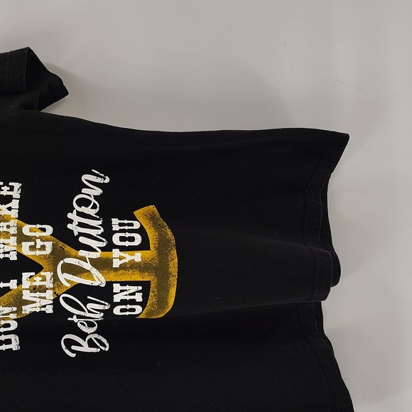 Yellowstone Black Short Sleeve Tee Size Large Beth Dutton Graphic - Picture 3 of 5